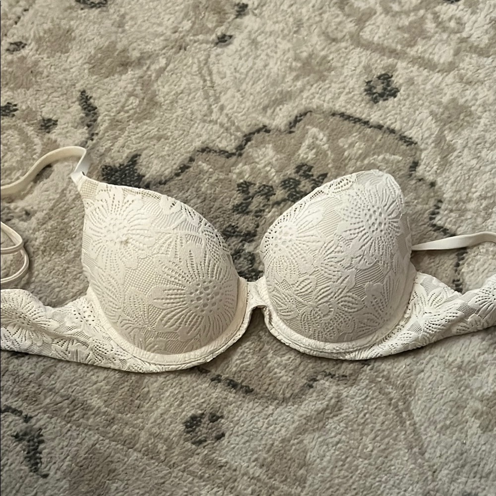 Aerie Floral Lace Cream Bra
